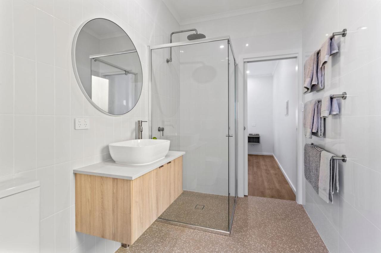 Port Lincoln Beachfront Apartments Buitenkant foto