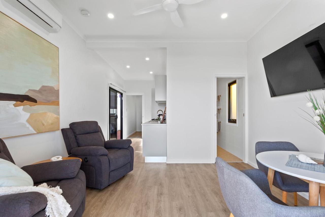 Port Lincoln Beachfront Apartments Buitenkant foto